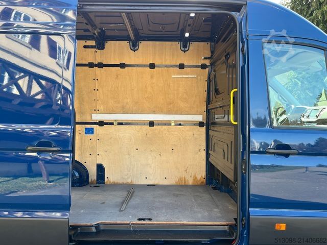 Panelvan VOLKSWAGEN CRAFTER GLASGESTEL TRAILER ASSIST KLIMA AHK
