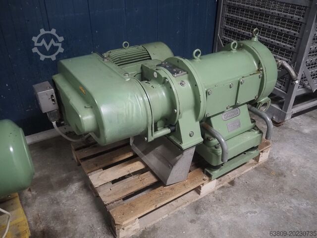 Dekanter GEA WESTFALIA CA 220-010 and CA220-000