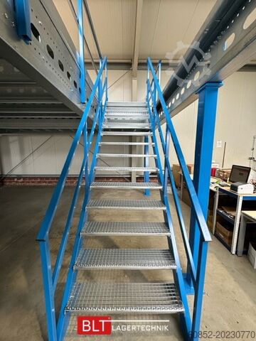 Plattform för lagring 10x10m Lagerbühne , Belastung : 500kg/qm Unterkante: 3m ,ca. 100qm , Systembühne