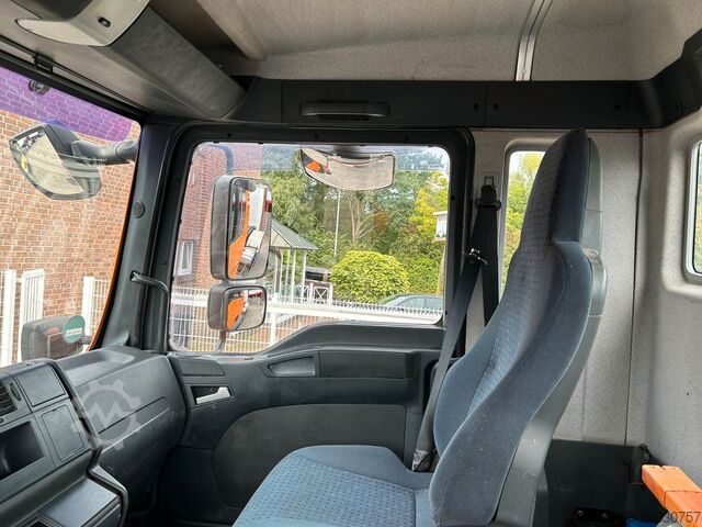 Abrollkipper MAN TGA 26.400 MEILLER Abroller mit 13t Achsen 6x4