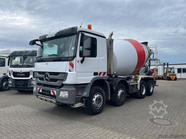 Beton mikser kamyonu MERCEDES-BENZ Actros 3241 B 8x4  Betonmischer Deutsch Top Lieb