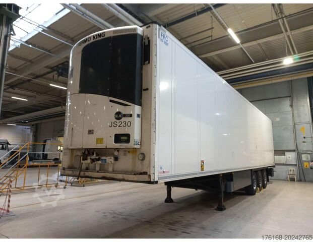 Kylsläpvagn påhängsvagn SCHMITZ CARGOBULL SKO D-Deck FP 45 ThermoKing SLXi 300 LA