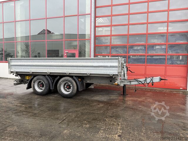 Billenő pótkocsi  18 t  18 t Tandemkipper- Tieflader, wenig Benutzt, Breitbereifung