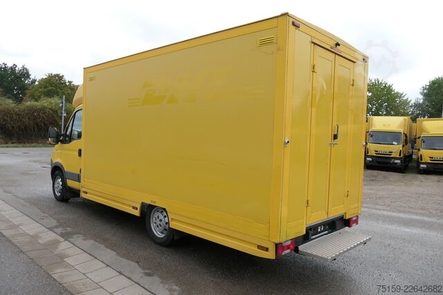 Dubă cu caroserie tip cutie iveco Daily 35 S11 C30C AUTOMATIK KAMERA Regale LUFT DURCHGANG EURO-5 CoC