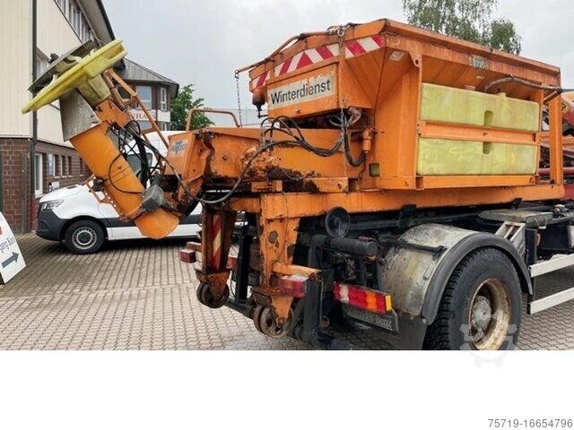 LKW mit Kranaufbau Pietsch Streuautomat 3m³ Salz 1300 e