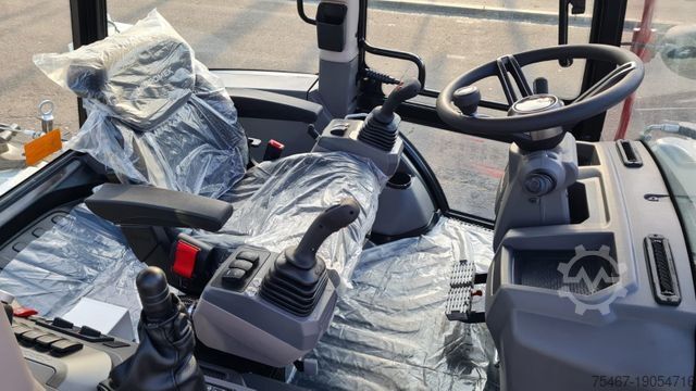 Graaflaadmachine Hidromek HIDROMEK HMK 102B  Strasenzulasung MotorPerkins