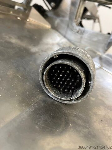 μηχάνημα επεξεργασίας κρέατος Polyclip PDC 700 Halbautomatischer Clipper