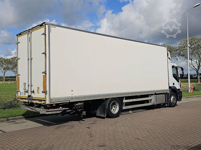 Bőrönd IVECO AD190S42 STRALIS