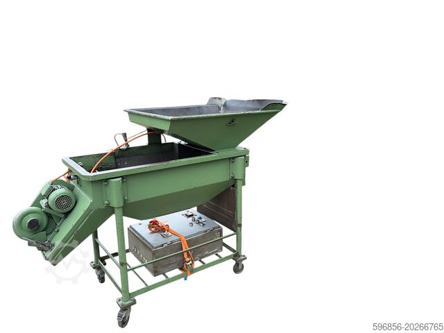 Zeefmachine SCHWANOG "RAPID" SBM 63G met zeven van 2–15 mm – compleet Maszyna przesiewająca SCHWANOG „RAPID” SBM 63G z sitami 2–15 mm – komplet Maszyna przesiewająca SCHWANOG „RAPID” SBM 63G z sitami 2–15 mm – komplet