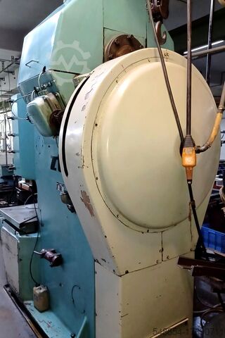 Excentrisk presse ZTS Kosice LE-250-C