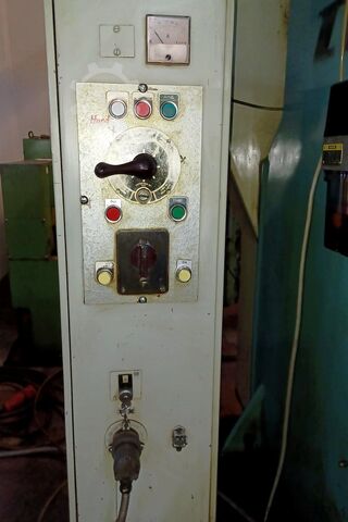 Excentrisk presse ZTS Kosice LE-250-C