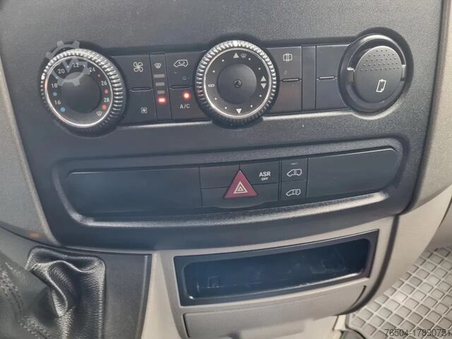 Φορτηγό κουτί Mercedes-Benz Sprinter 314 CDI/ L2H2/ Aut./ Airco/ Camera/ Navi