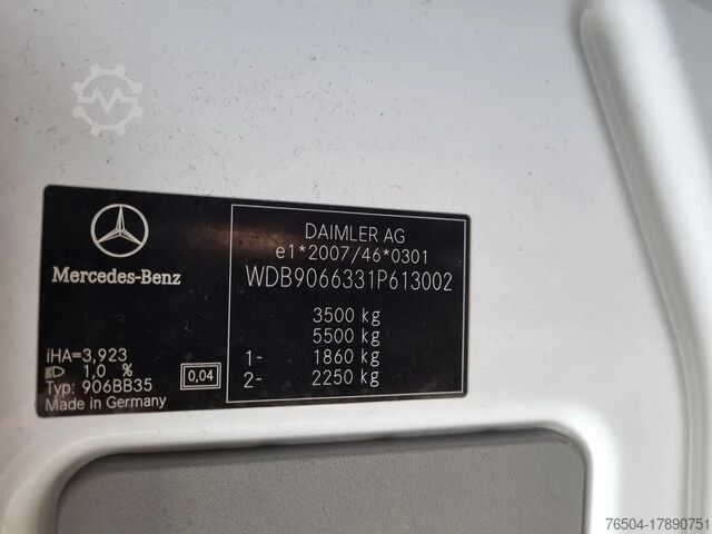 Φορτηγό κουτί Mercedes-Benz Sprinter 314 CDI/ L2H2/ Aut./ Airco/ Camera/ Navi
