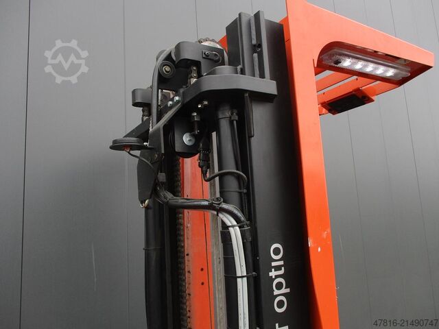 Magasemelésű komissiózó targoncá TOYOTA OME 100M