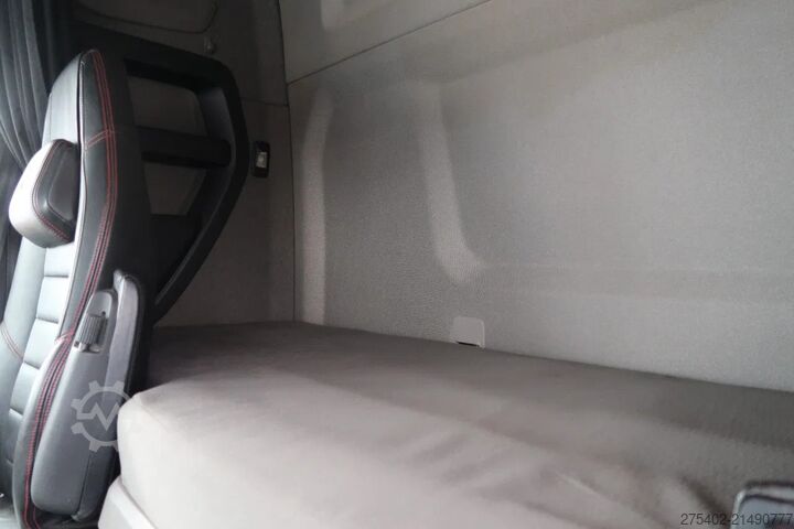 Kabinli şasi Scania R520 V8 NGS 6X2/ CHASSIS