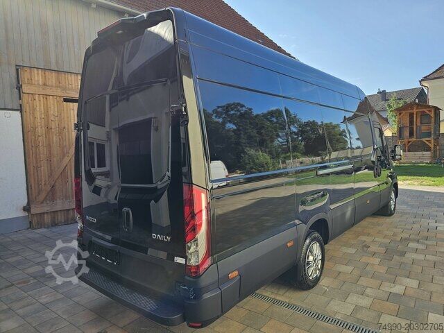 High top van Iveco Daily 35S18HA8V Hi-Matic 18m³ Modell 2025 MY24