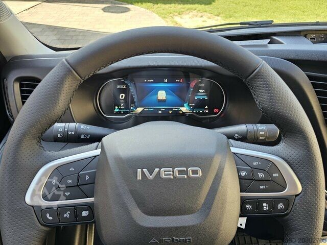 High top van Iveco Daily 35S18HA8V Hi-Matic 18m³ Modell 2025 MY24