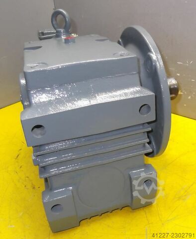 Motorreductor 0,12/0,25 kW 0,8/1,6 rpm SEW-EURODRIVE B3 Winkel