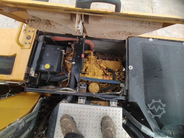 Wielgraafmachine Caterpillar M320F IHC