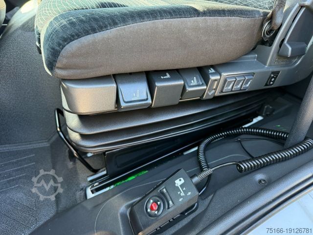 Chladírenský vůz MERCEDES-BENZ ATEGO 1324 L Kühlkoffer 6,10 m LBW 1,5 T*THERMO