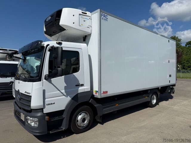 Camion refrigerato MERCEDES-BENZ ATEGO 1224 L Kühlkoffer 6,2 m LBW 1,5 T*CARRIER