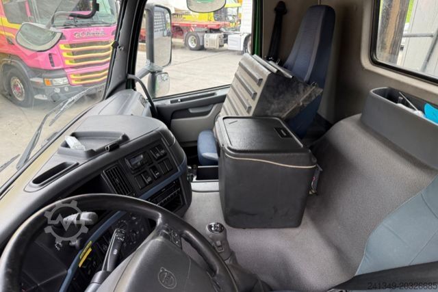 Speciale doeleinden vrachtwagen VOLVO FM-440 6x2 Getreidekipper