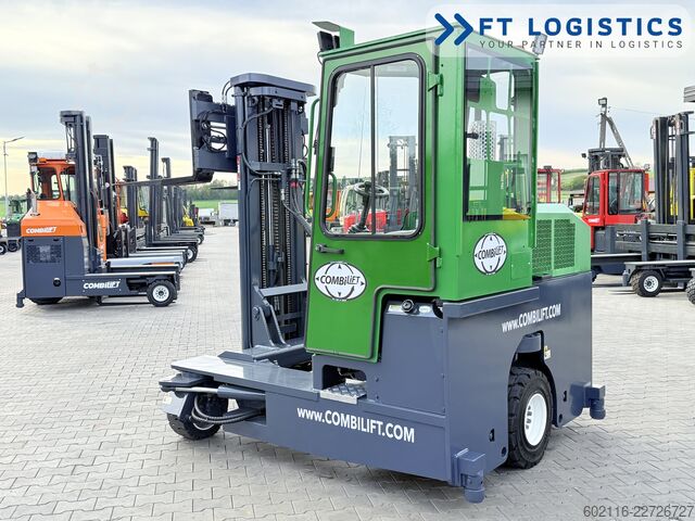 Dört yollu forklift Combilift C3000 DIESEL TRIPLEX 5600 FREE-LIFT