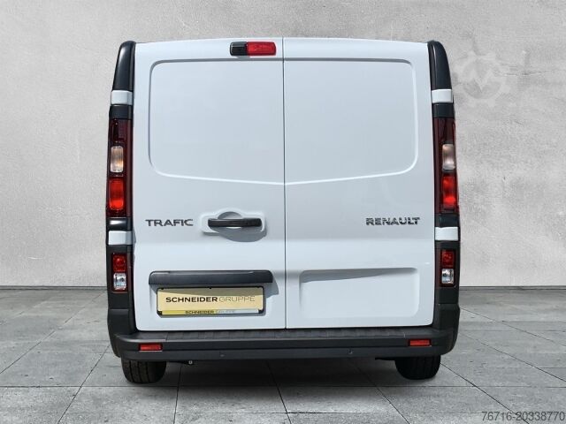 Kastenwagen RENAULT Trafic KOMFORT L1H1 3,0t dCi 150 AUTOMATIK NAVI