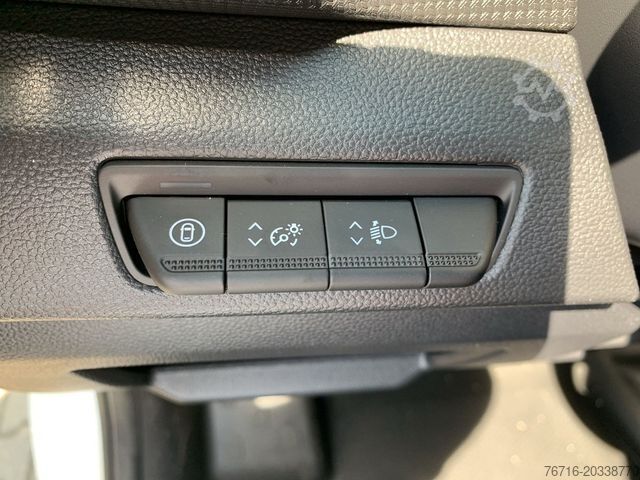 Kastenwagen RENAULT Trafic KOMFORT L1H1 3,0t dCi 150 AUTOMATIK NAVI