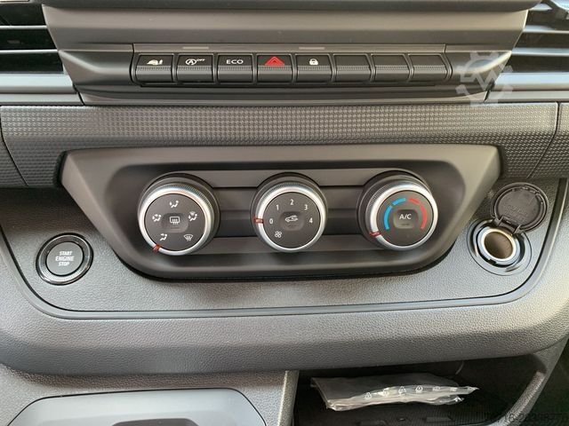 Kastenwagen RENAULT Trafic KOMFORT L1H1 3,0t dCi 150 AUTOMATIK NAVI