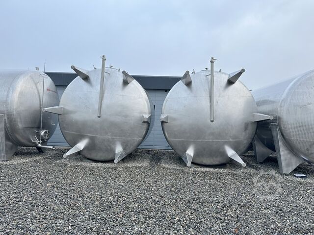 Opslagtank van 24.000 liter van V2A (ontworpen voor lage plafondhoogtes) Rieger 9636