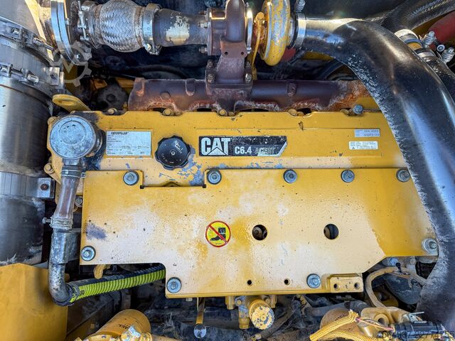 Escavatore cingolato Caterpillar 323 D Verstellausleger Klimaauto.