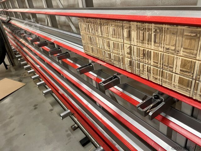 Sega verticale per pannelli Striebig Standard II TRK 6224