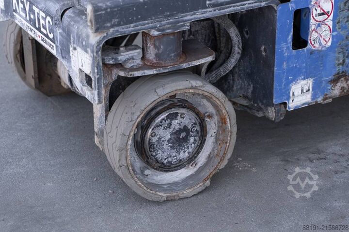 Schaarlift Aichi SV 06