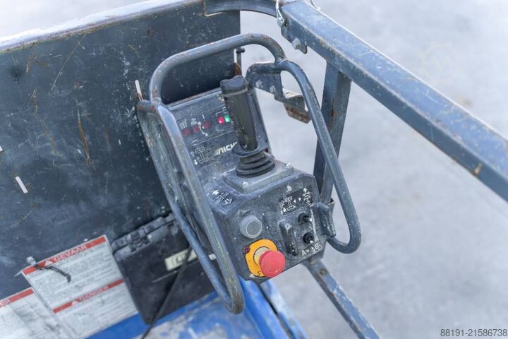 Schaarlift Aichi SV 10