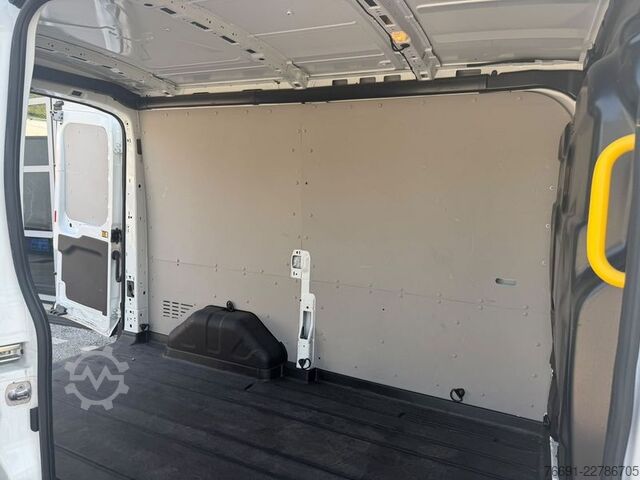 Βαν με ψηλή οροφή Ford Transit Furgone L2 H2