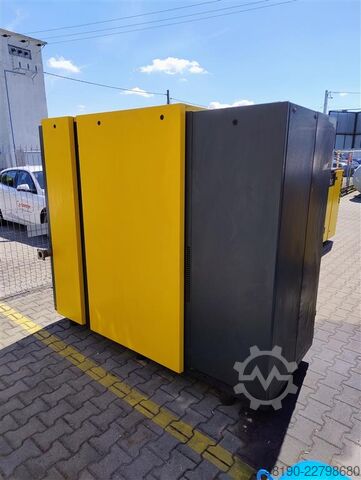 Sprężarka śrubowa Kaeser CSD122 SFC