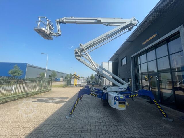 Plataforma de trabalho telescópica articulada Falcon Spider FS 330 Z