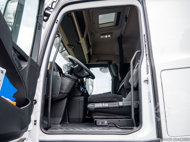 Standardní tahač Mercedes-Benz Actros 1845 LSnRL Navi SHD Luftf. Sounds. Kli