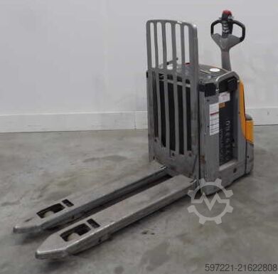Electric Pallet Trucks Still EXUH20