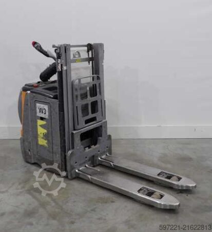 Pallet Stackers Still EXDSF20