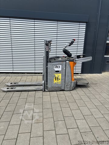 Raklapos targoncák Still EXDSF20