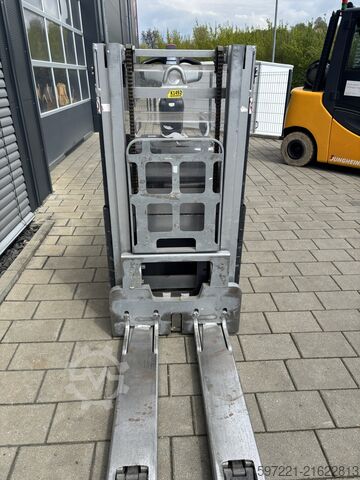 Raklapos targoncák Still EXDSF20