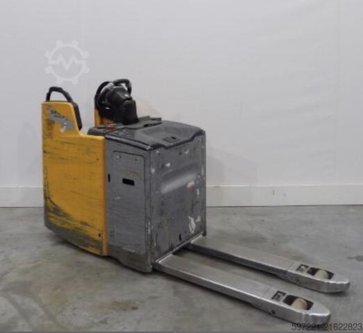 Electric Pallet Trucks Still EXH-S20