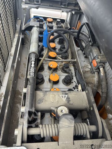 Impilatori per pallet Still FXV14