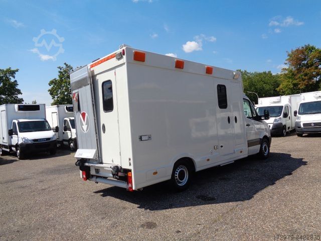 Feuerwehrfahrzeug VOLKSWAGEN Crafter 2.5*Intensiv Rettungswagen*KTW*Klima*