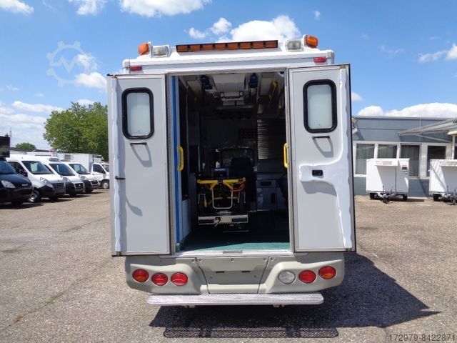 Autospecială de pompieri MERCEDES-BENZ Sprinter 513*Rettungswagen*Klima*