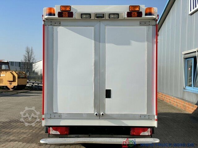 Veegmachine Mercedes-Benz 515 CDI Ölspurreiniger Technik Bj. 2013