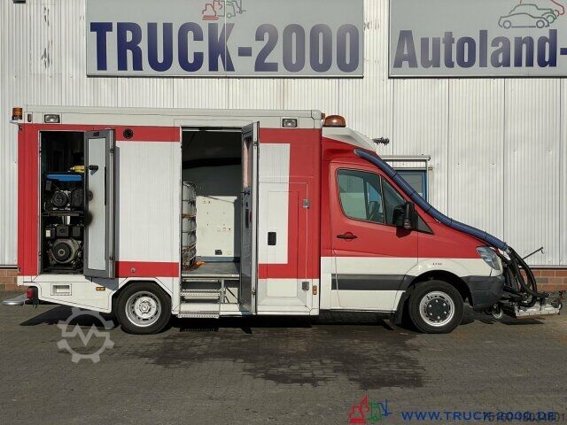 Οδοκαθαριστικό μηχάνημα Mercedes-Benz 515 CDI Ölspurreiniger Technik Bj. 2013