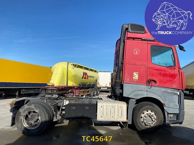 Standard-SZM Mercedes-Benz Actros 1843